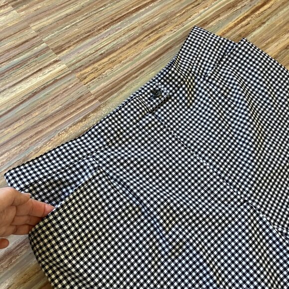 Sag Harbor Black & White Gingham Cropped Capri Pants with Pockets - Picture 2 of 7